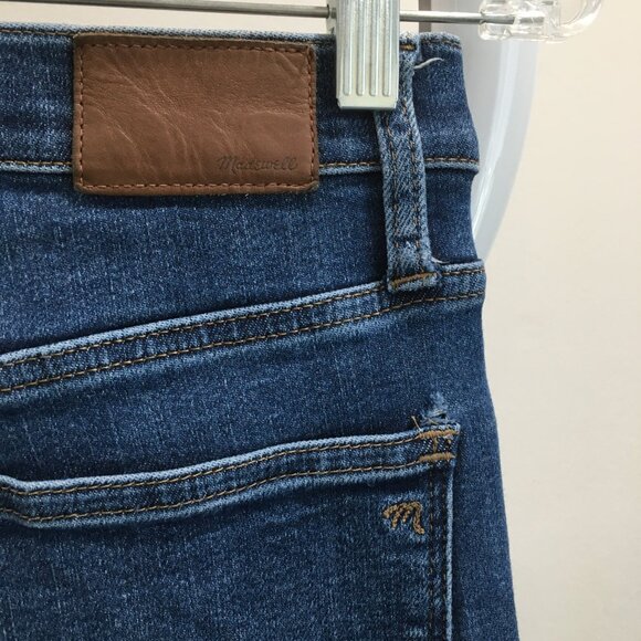 MADEWELL Petite 5 Pocket Logo Hardware Med/Dark Wash 10" High Rise Skinny Jeans - Picture 9 of 9